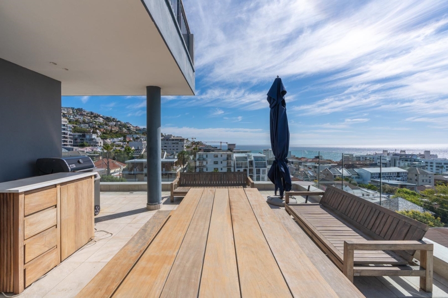 To Let 3 Bedroom Property for Rent in Sea Point Western Cape